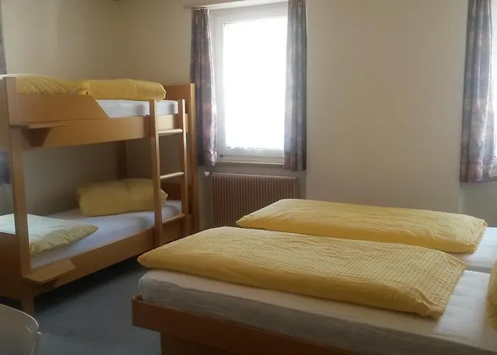 Otel Restaurant Raetia Tiefencastel