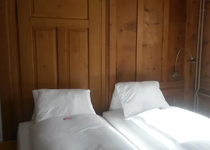 Otel Restaurant Raetia Tiefencastel