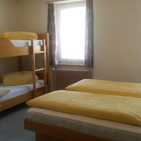 Szálloda Raetia Tiefencastel