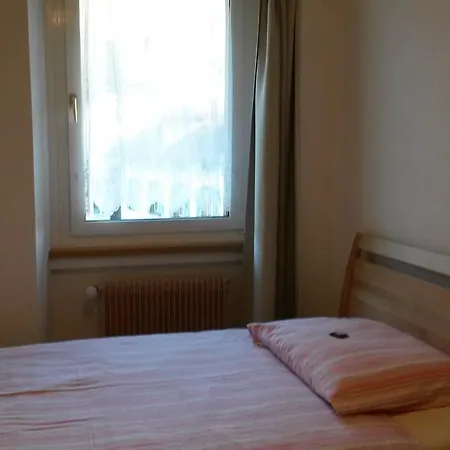 酒店 Restaurant Raetia