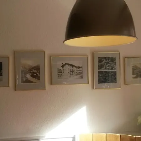 酒店 Restaurant Raetia